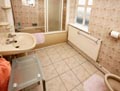 the family bathroom at Seawatch